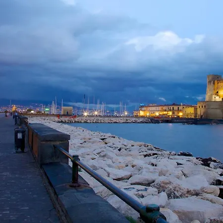 Residenza Plebliscito 아파트 *